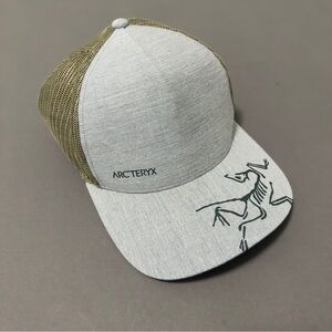 Arc’teryx Trucker Hat